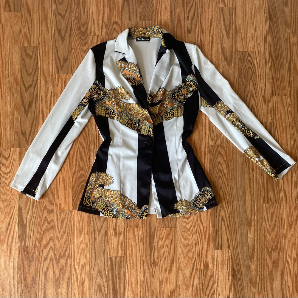 Blazer - Picture 2 of 3